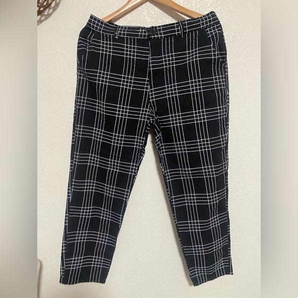 SHEIN Pants - Shein Slim Straight casual pants